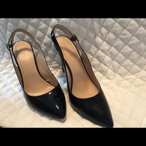 BCBG Black slingback heels